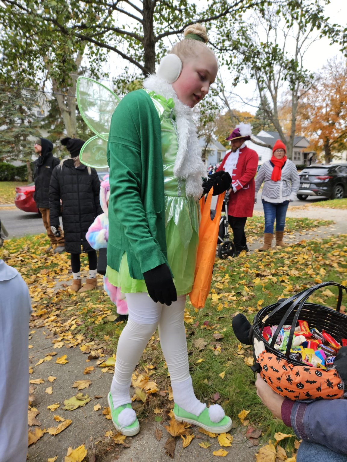 Fort goes trickortreating (Fort Atkinson