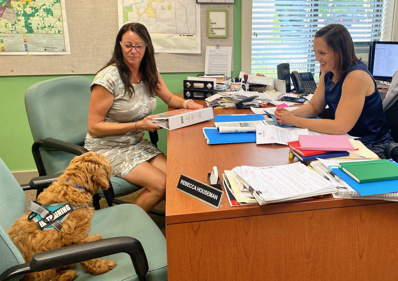 K-9 therapy dog ‘Moose Tracks’ joins Fort, Jefferson County 