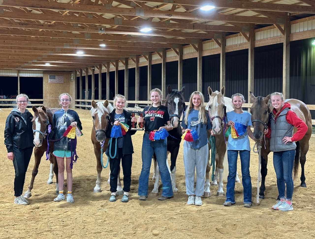 Fort Atkinson Equestrian Team members advance to state-level competition in Madison 